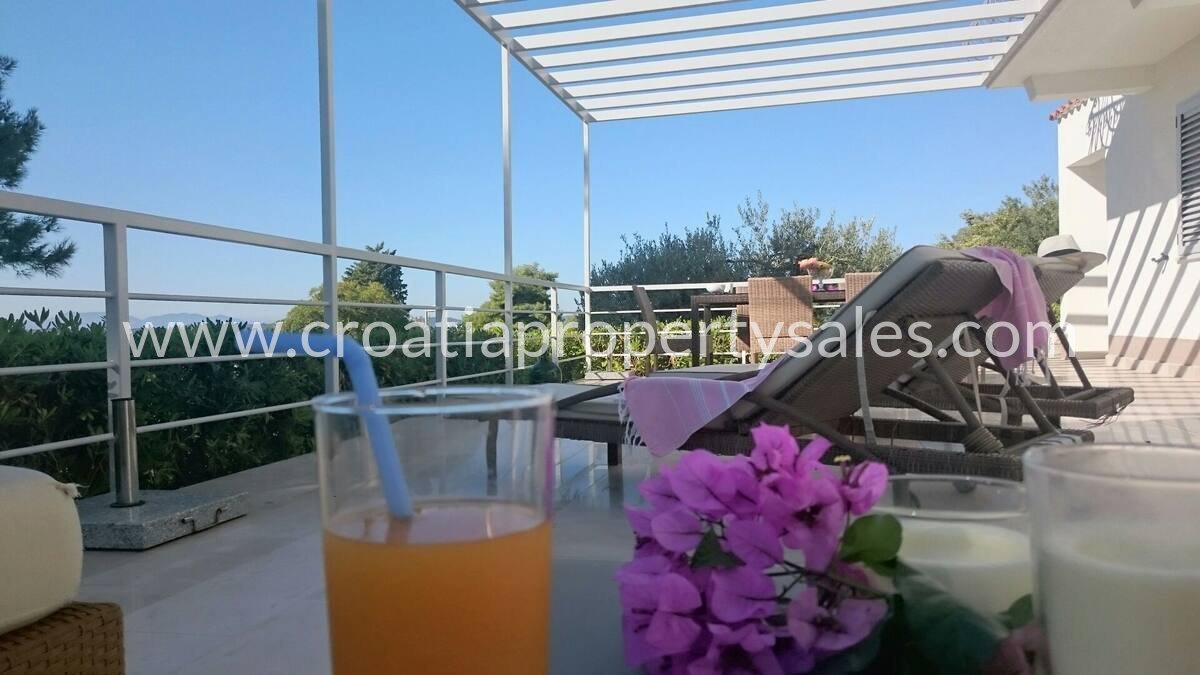 Casa In vendita -  Hvar