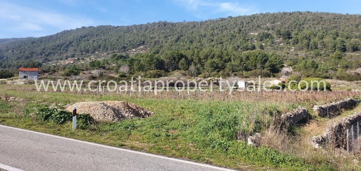 Terreno in vendita 25200 m² – Vis