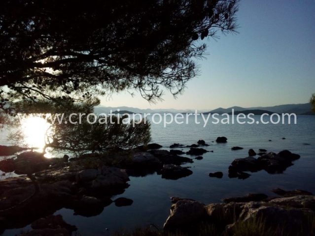 Działka na sprzedaż 2626 m² – Peljesac