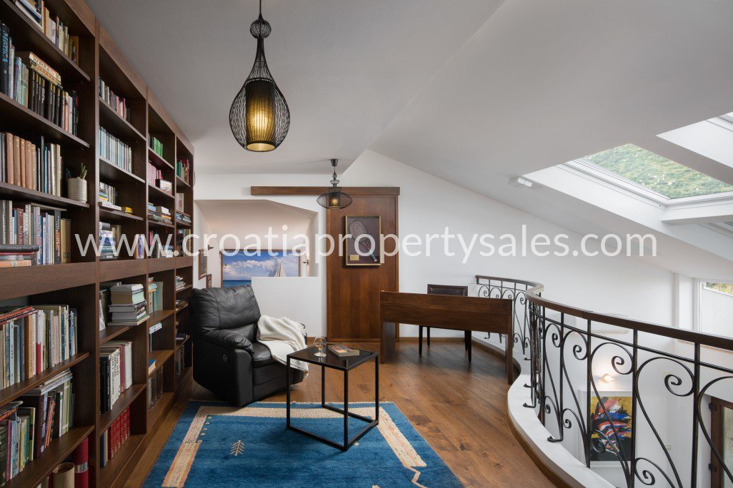 House For sale - Splitsko-dalmatinska Kaštela