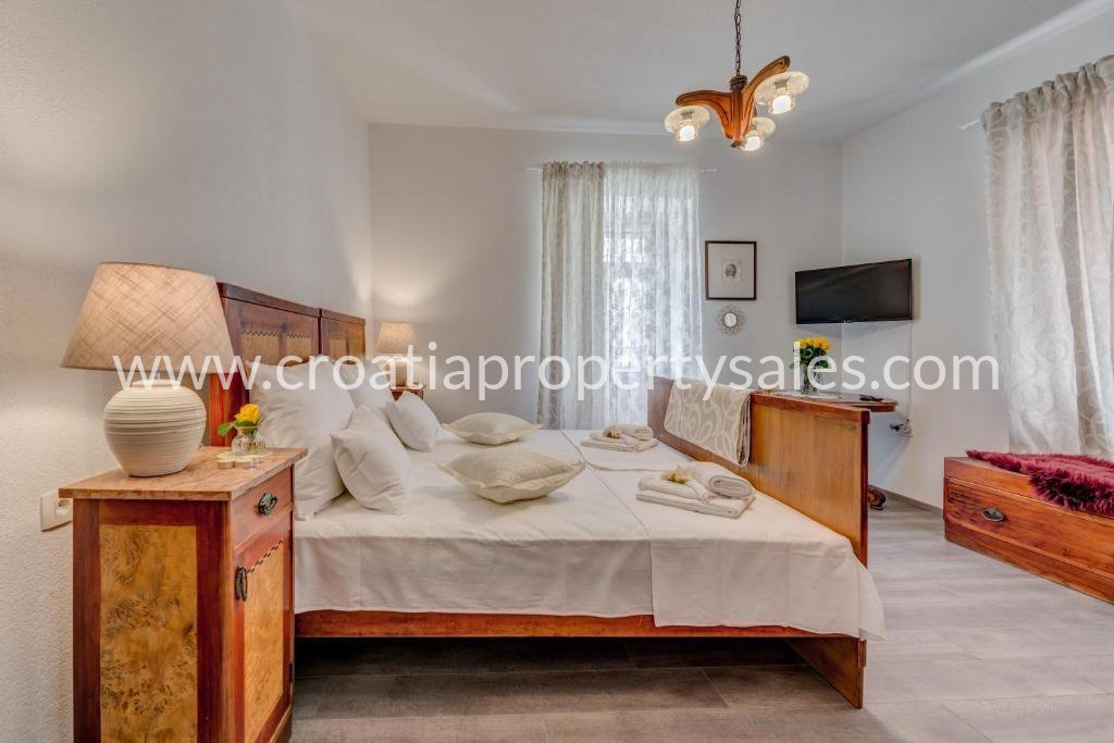 Dom Na predaj -  Trogir/Ciovo