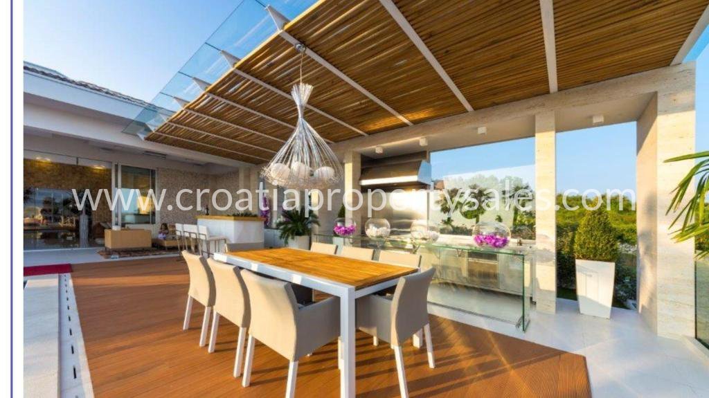 Casa In vendita -  Zadar