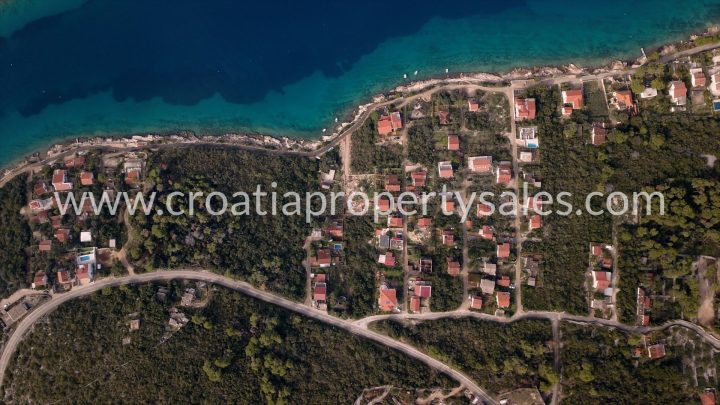Pozemok na predaj 2389 m² – Solta