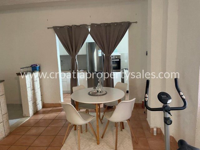 Maison À vendre - Splitsko-dalmatinska Omiš - foto 2/12