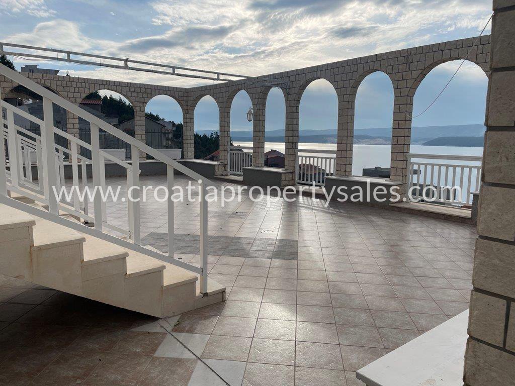 Casa In vendita -  Omis