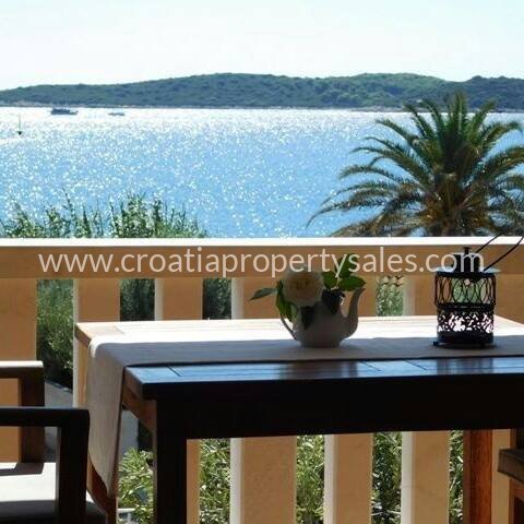 House For sale - Vis - foto 1/12