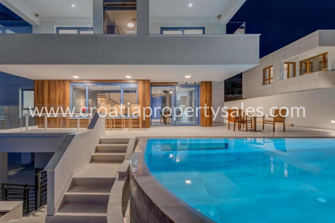 House For sale -  Makarska