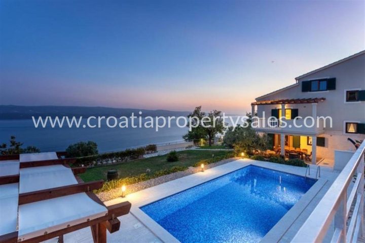 Dům na prodej 330 m² – Omis