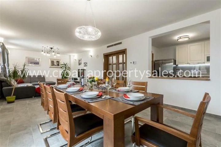 House For sale - Splitsko-dalmatinska Omiš - foto 2/9