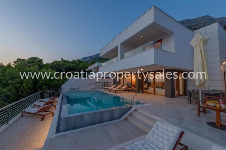 Hiša Na predaj - Splitsko-dalmatinska Makarska - foto 2/9