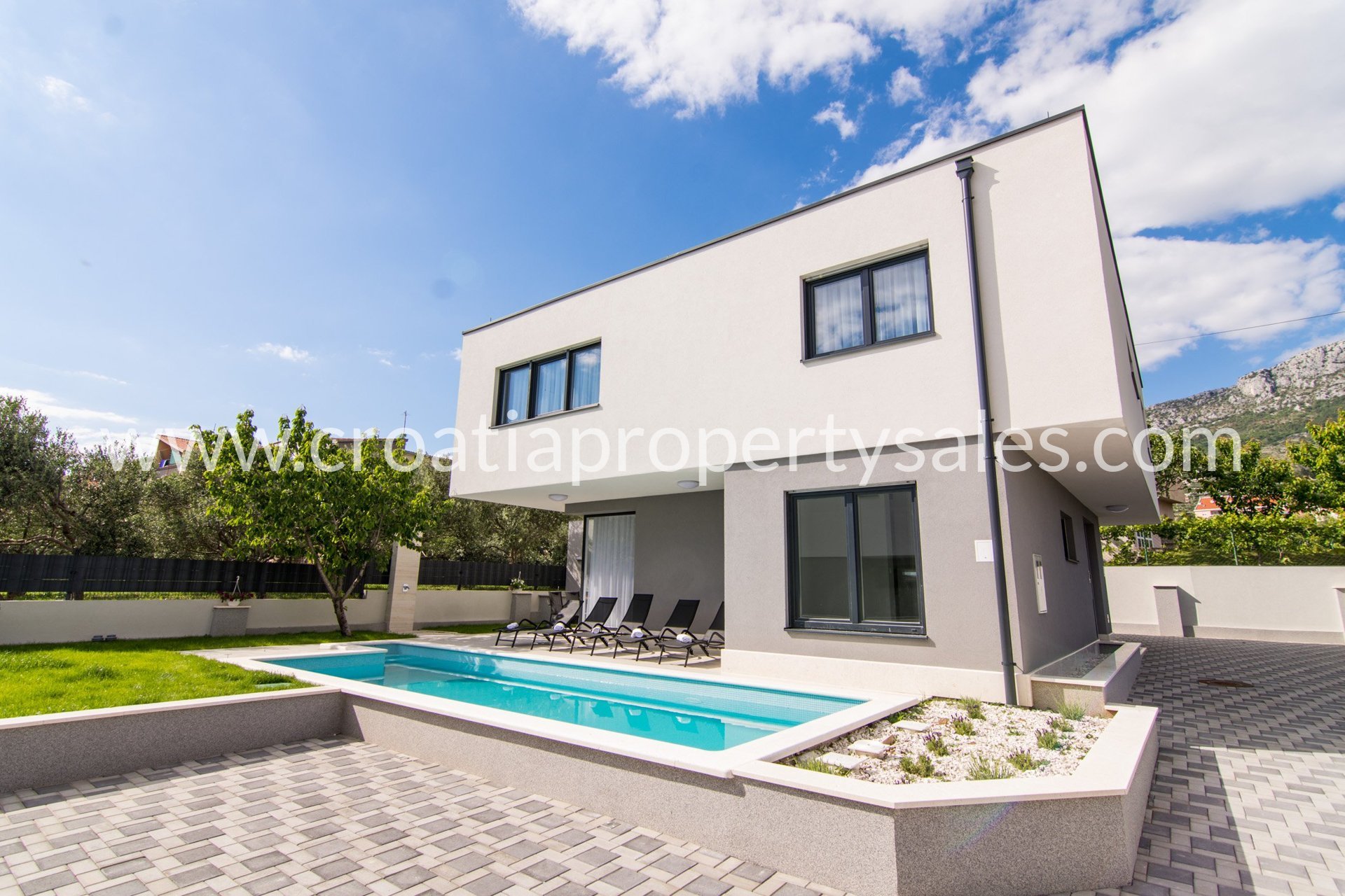 Casa In vendita -  Kastela