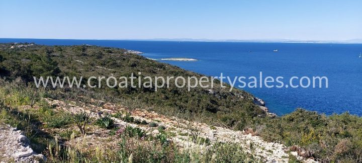 Land for sale 5040 m² – Vis
