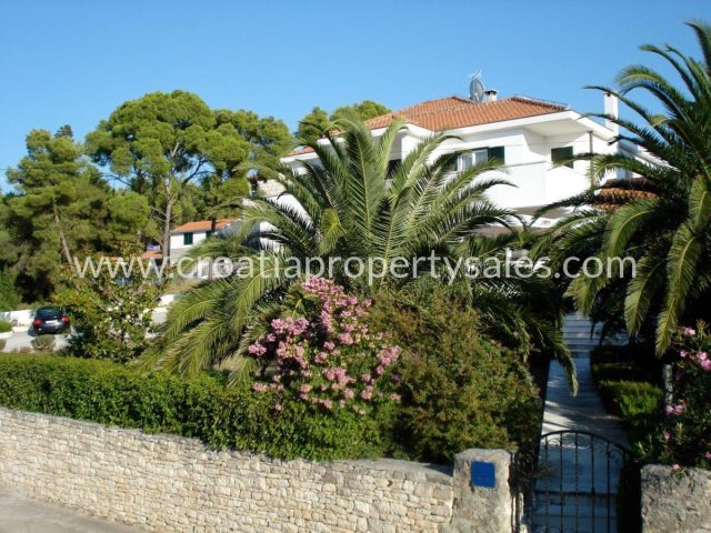 Casa in vendita 500 m² – Brac