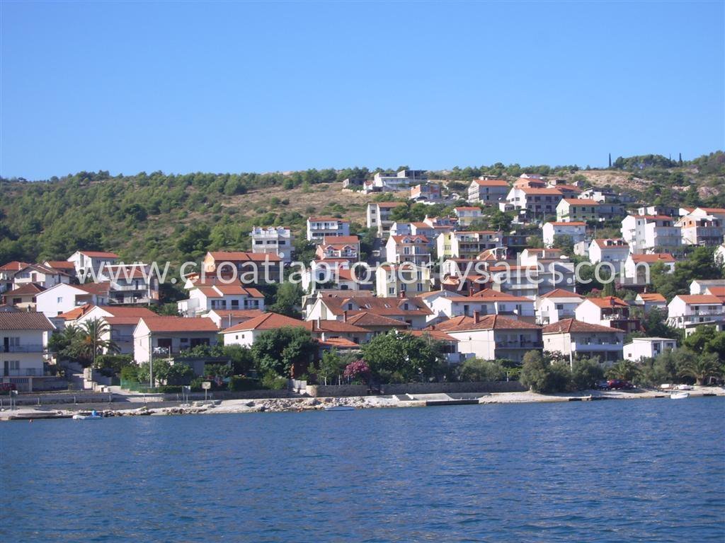 Pozemek Na prodej -  Trogir/Ciovo