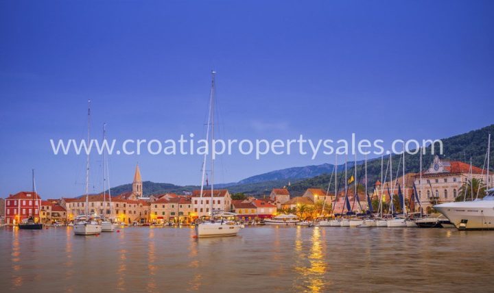 Casa in vendita 150 m² – Hvar