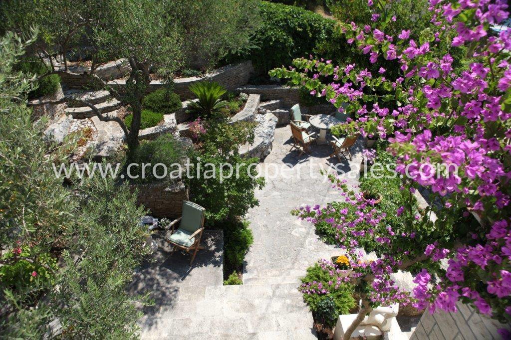Casa In vendita -  Brac