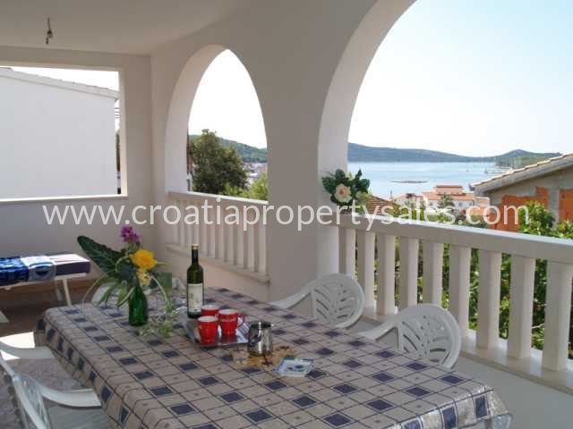 Casa In vendita - Rogoznica - foto 1/13