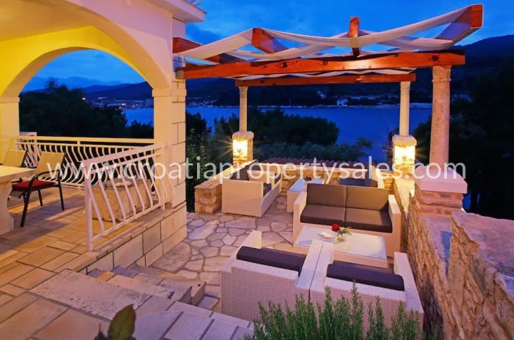 Dům na prodej 612 m² – Korcula