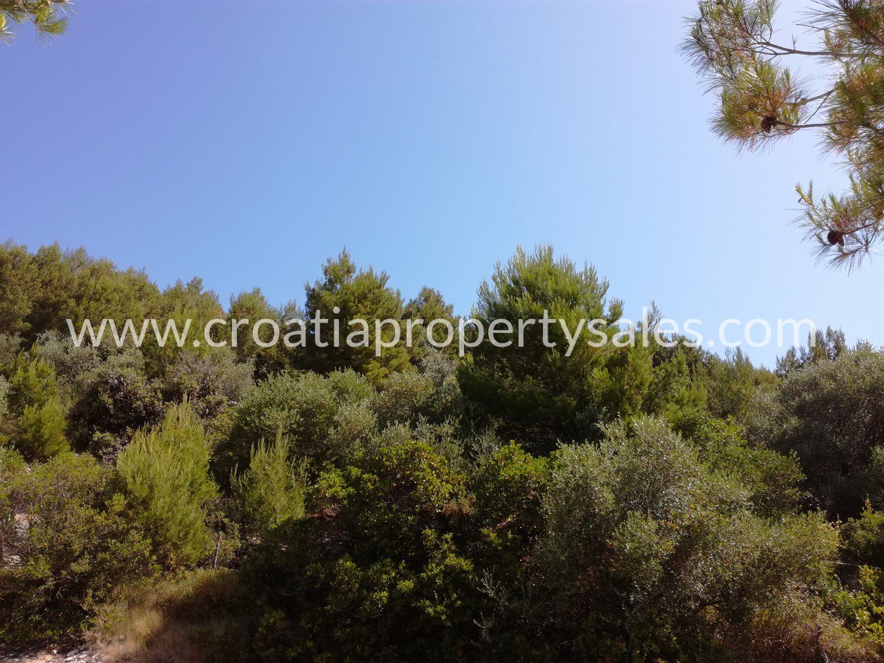 Parcela Naprodaj -  Brac