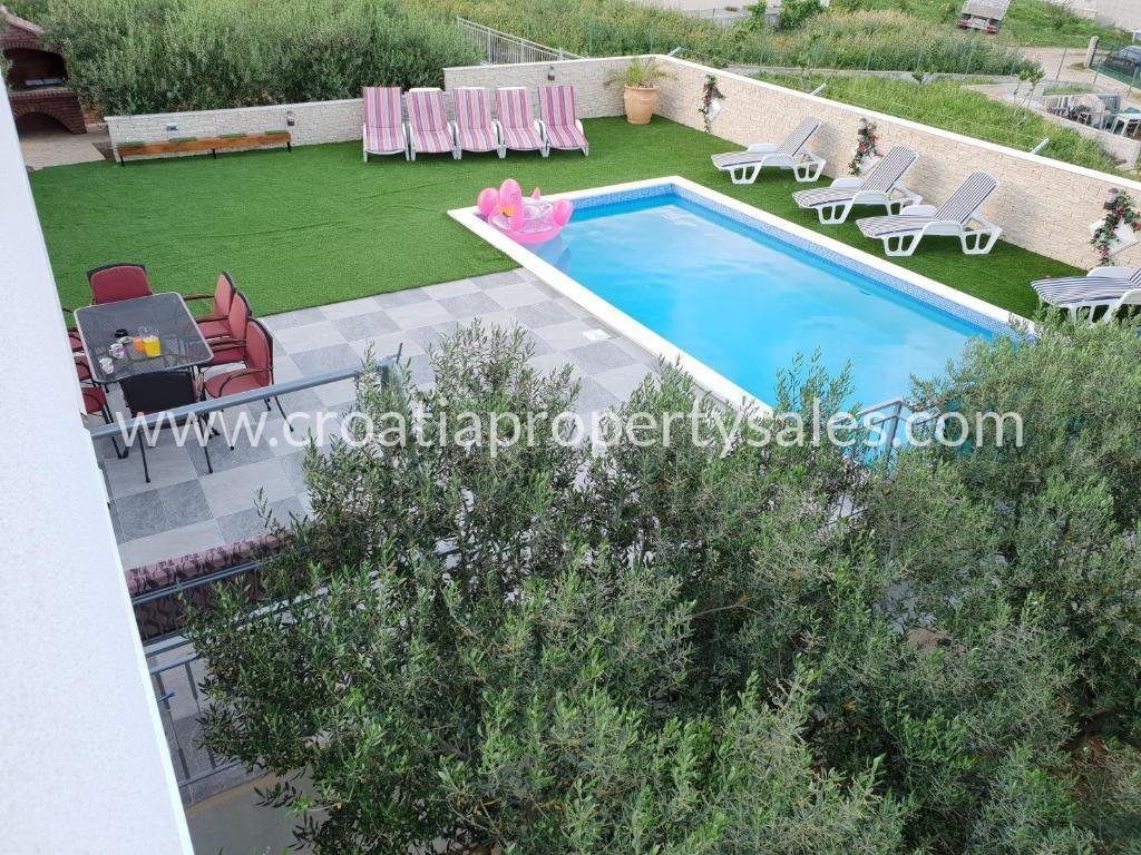 Casa In vendita - Kastela - foto 2/9