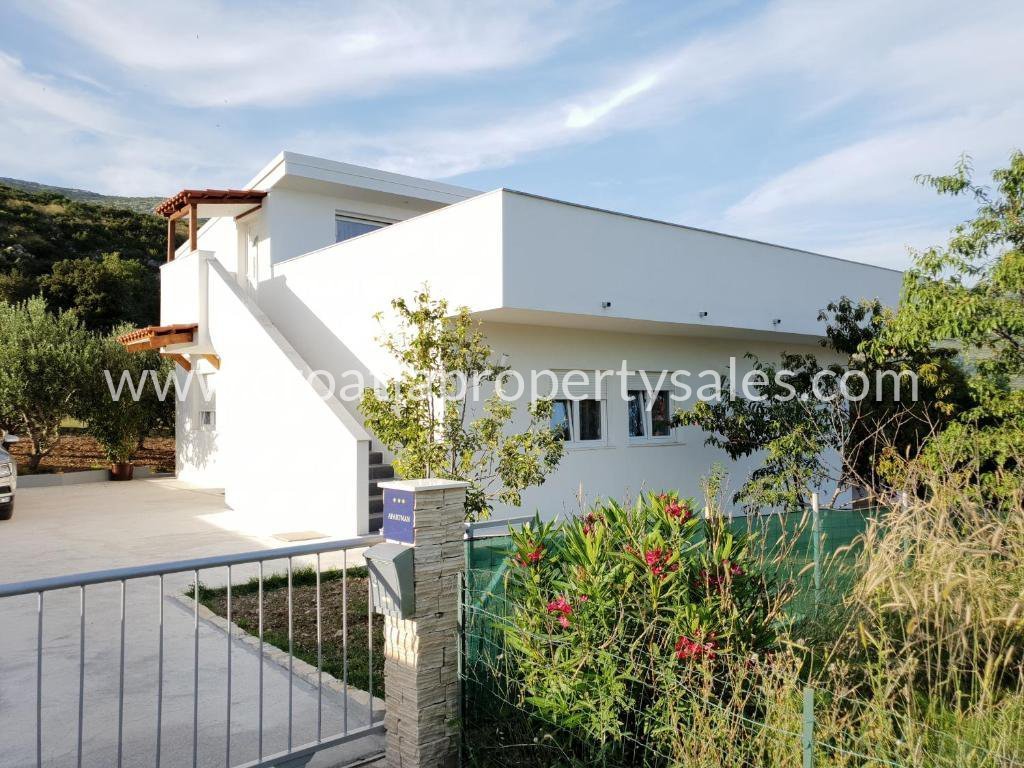 Casa In vendita -  Kastela