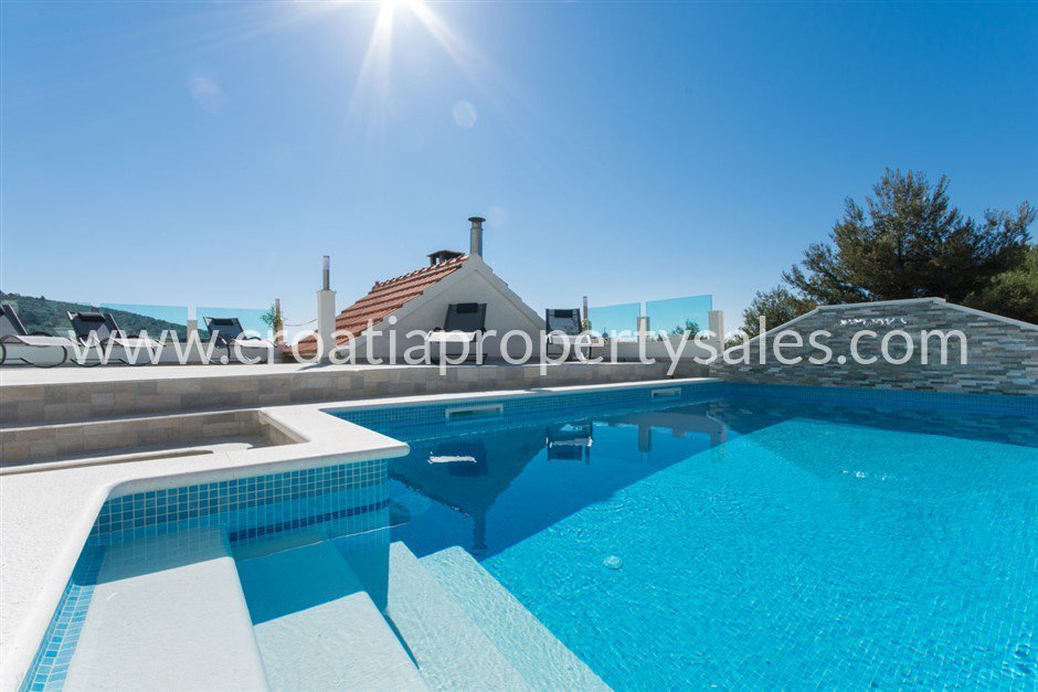 Dom Na predaj -  Trogir/Ciovo