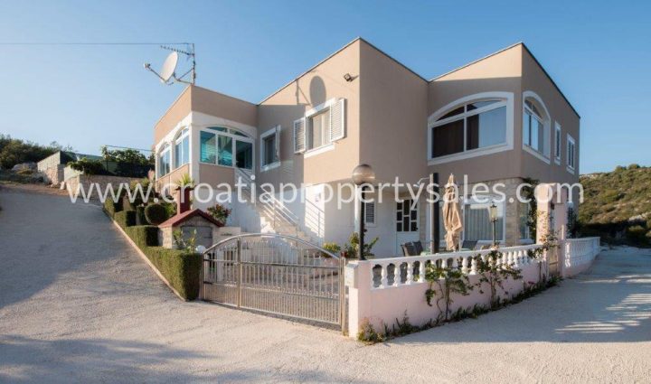 Dom na predaj 183 m² – Rogoznica