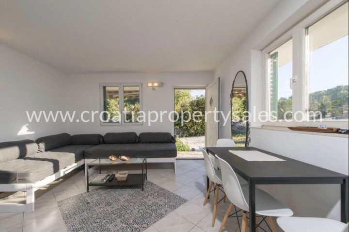 House For sale - Splitsko-dalmatinska šolta - foto 3/12