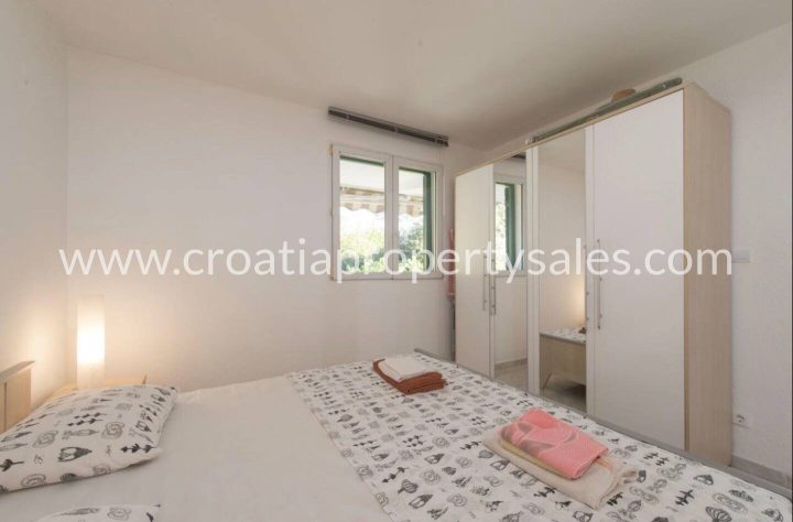 House For sale - Splitsko-dalmatinska šolta - foto 5/12