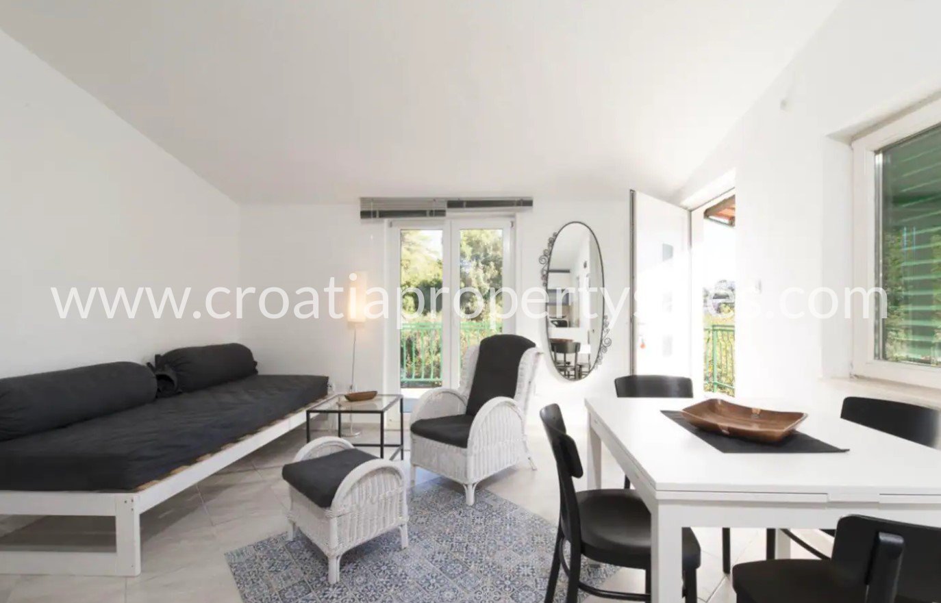 House For sale -  Solta