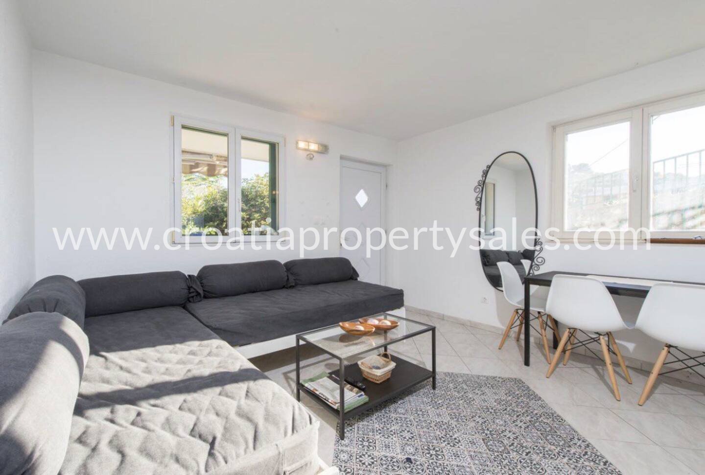 House For sale -  Solta