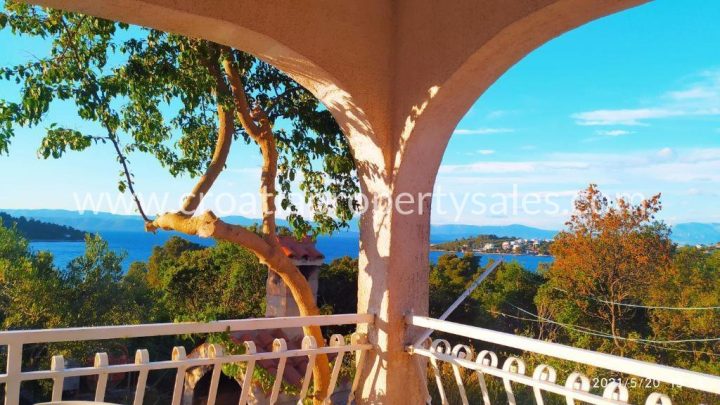 House for sale 140 m² – Solta