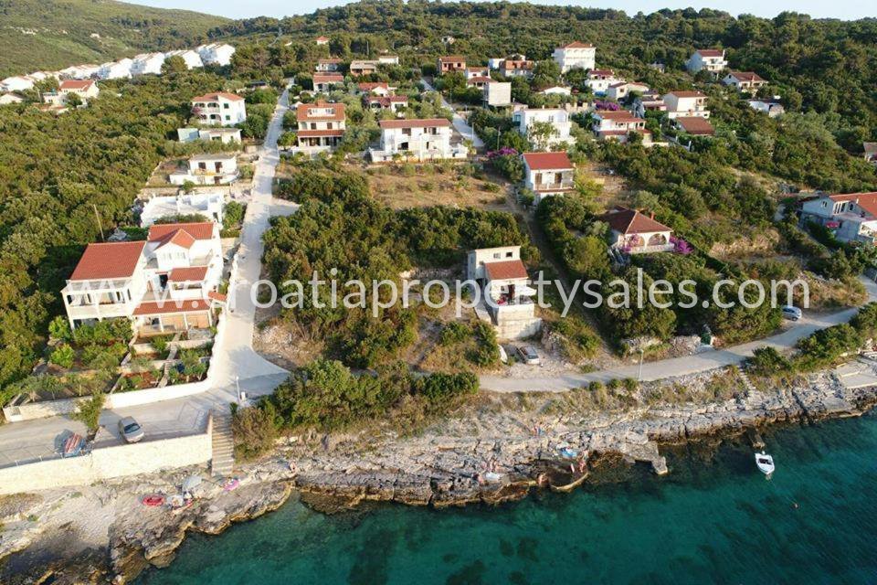 Hiša Naprodaj - Splitsko-dalmatinska Šolta