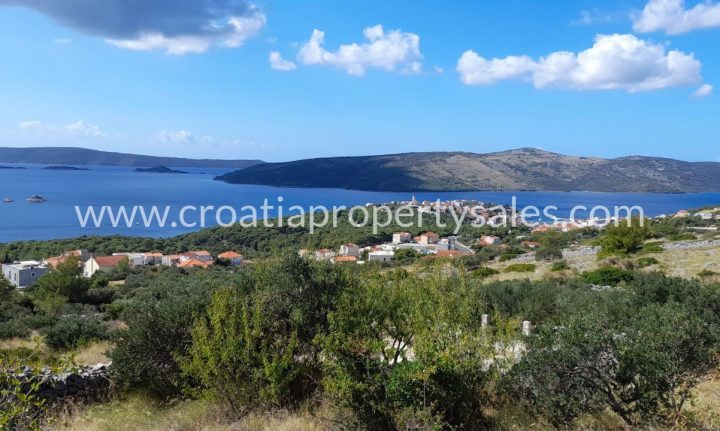 Zemljište na prodaju 1489 m² – Trogir/Ciovo