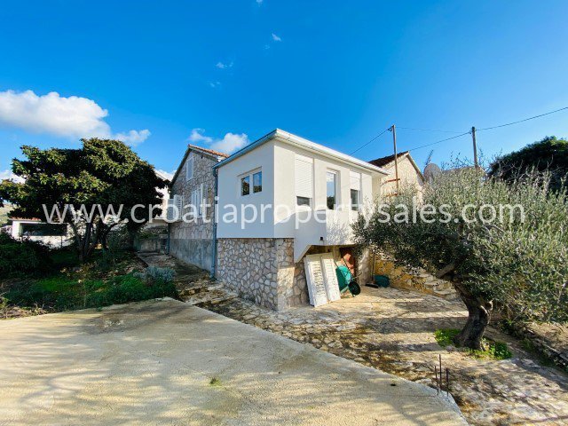 Casa In vendita - Brac - foto 1/12