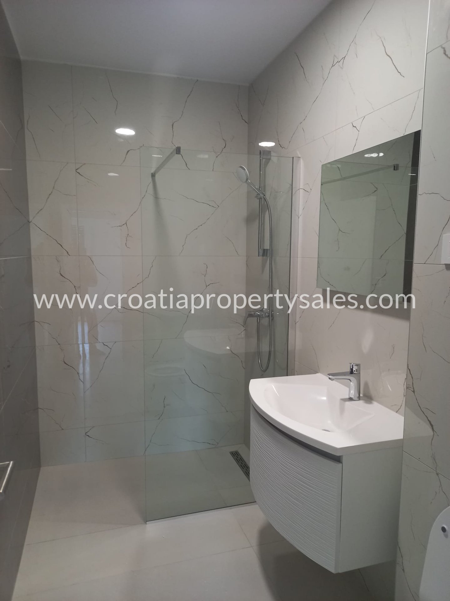 Appartement À vendre - Bjelovarsko-bilogorska Sibenik