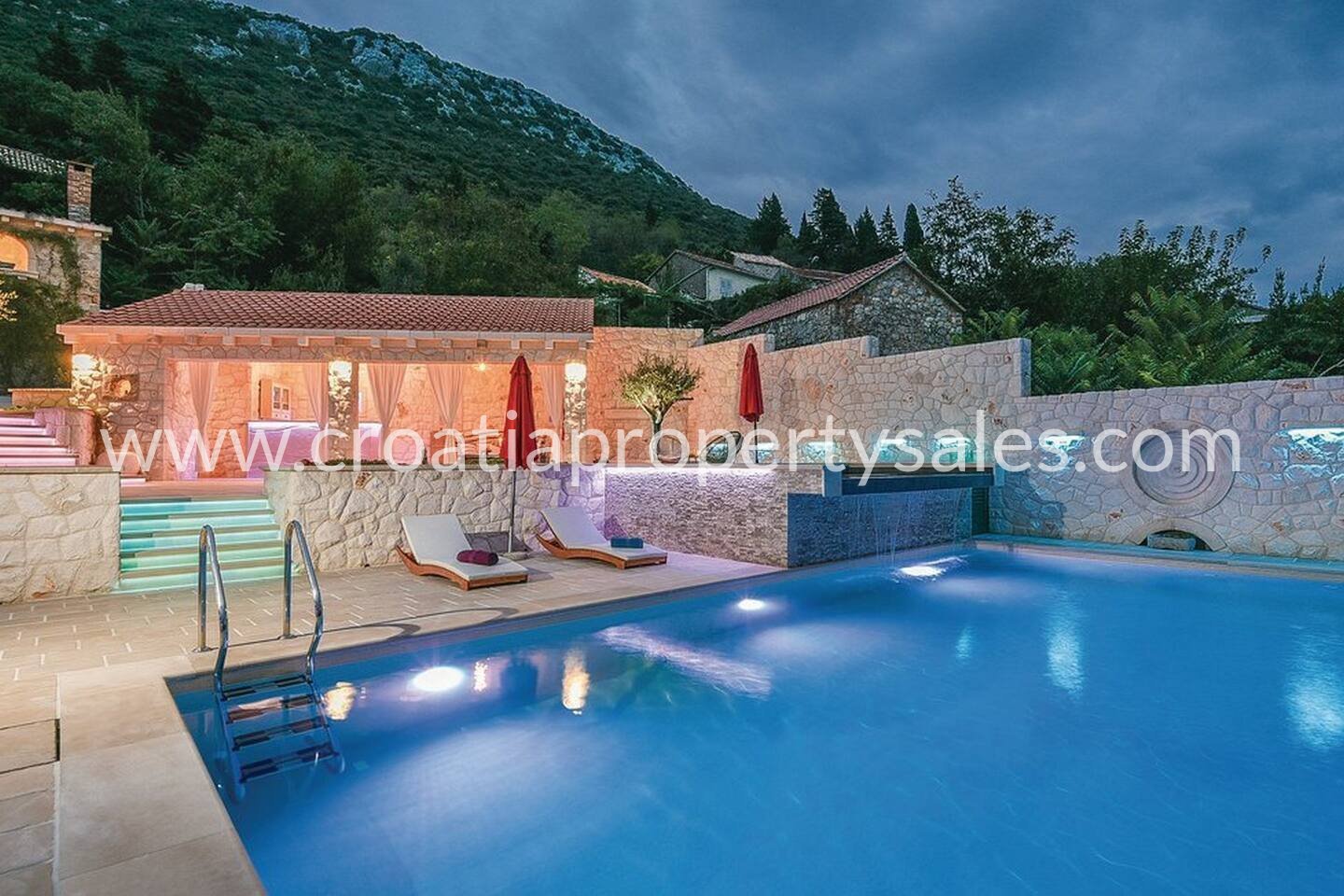 Hiša Na predaj -  Peljesac