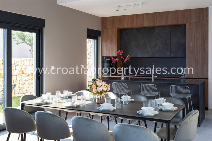 House For sale - Splitsko-dalmatinska Omiš - foto 4/9