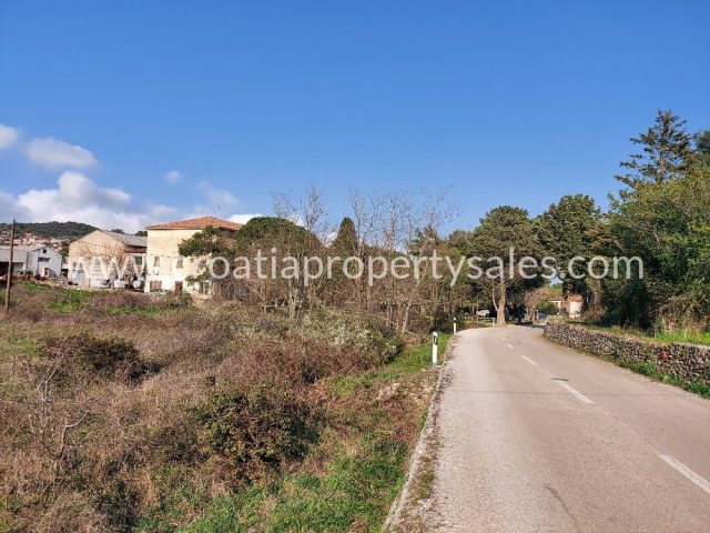 Land for sale 7002 m² – Vis