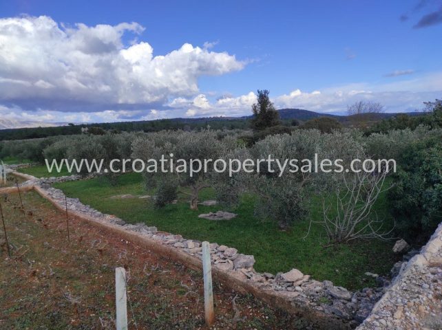 Działka na sprzedaż 5135 m² – Hvar