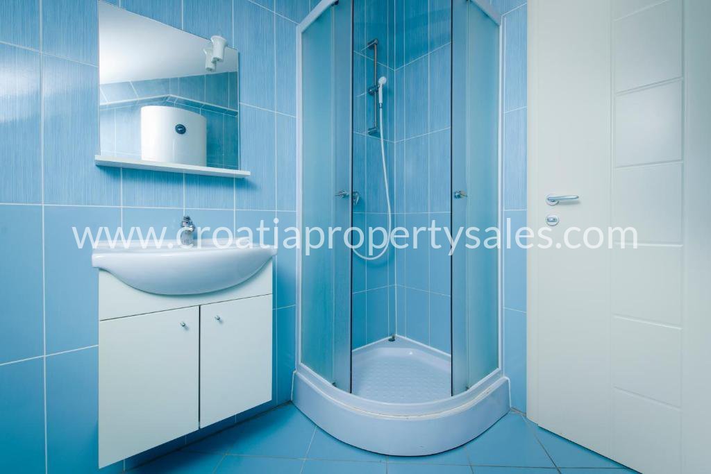 Casa In vendita - Rogoznica - foto 5/9