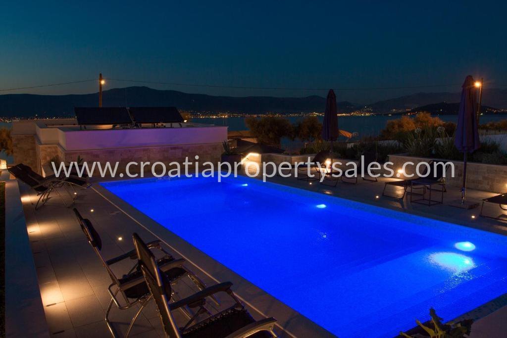Dom Na sprzedaż -  Trogir/Ciovo