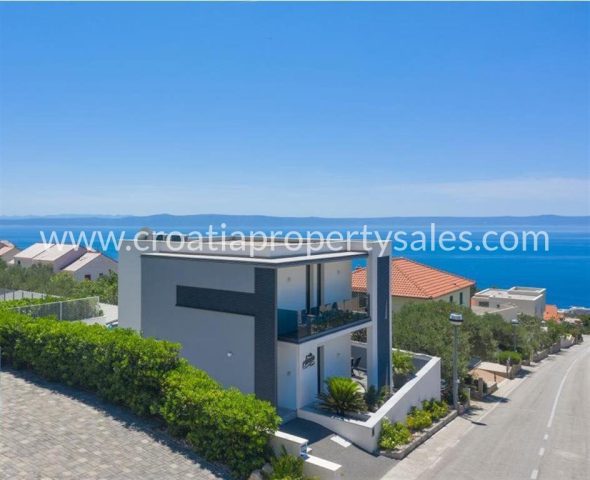 Casa in vendita 190 m² – Makarska