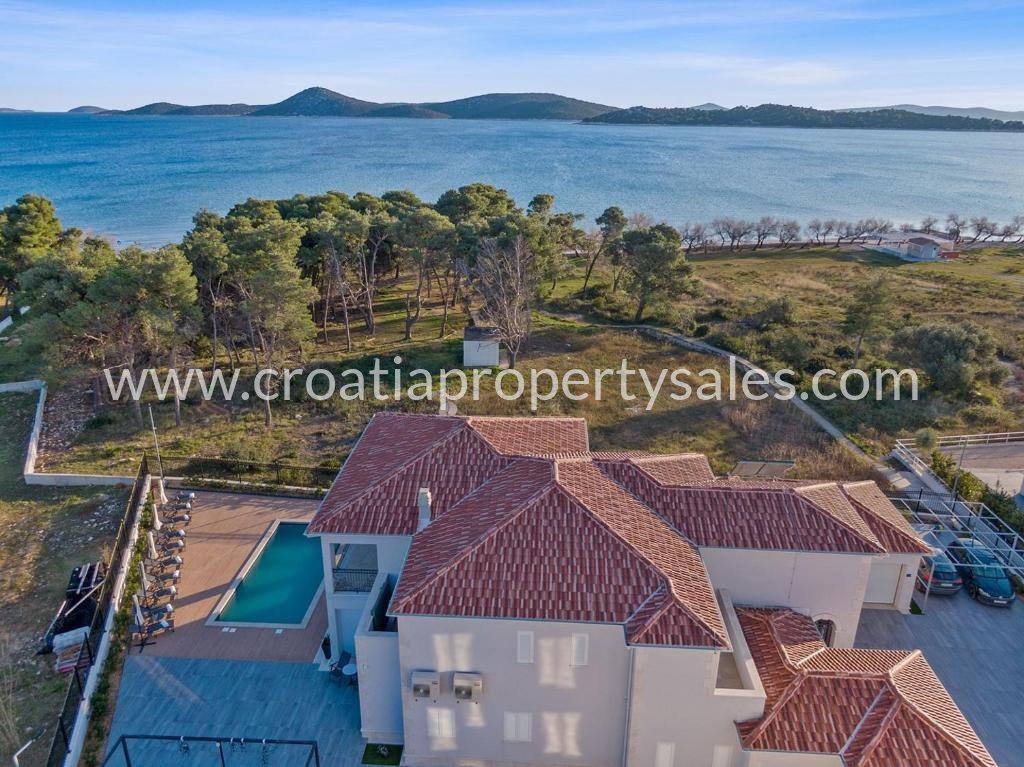 Casa In vendita - Šibensko-kninska Šibenik