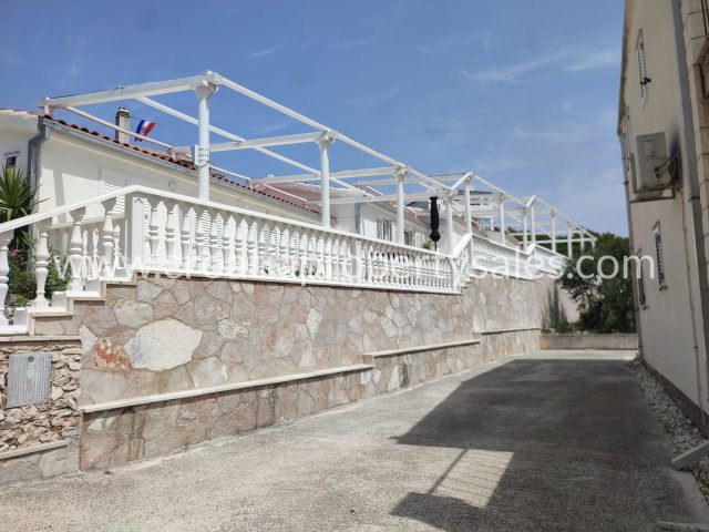 Dům na prodej 150 m² – Brac