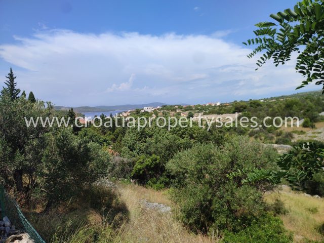 Zemljište na prodaju 695 m² – Brac
