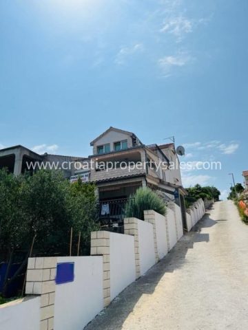 House For sale - Splitsko-dalmatinska šolta - foto 2/12