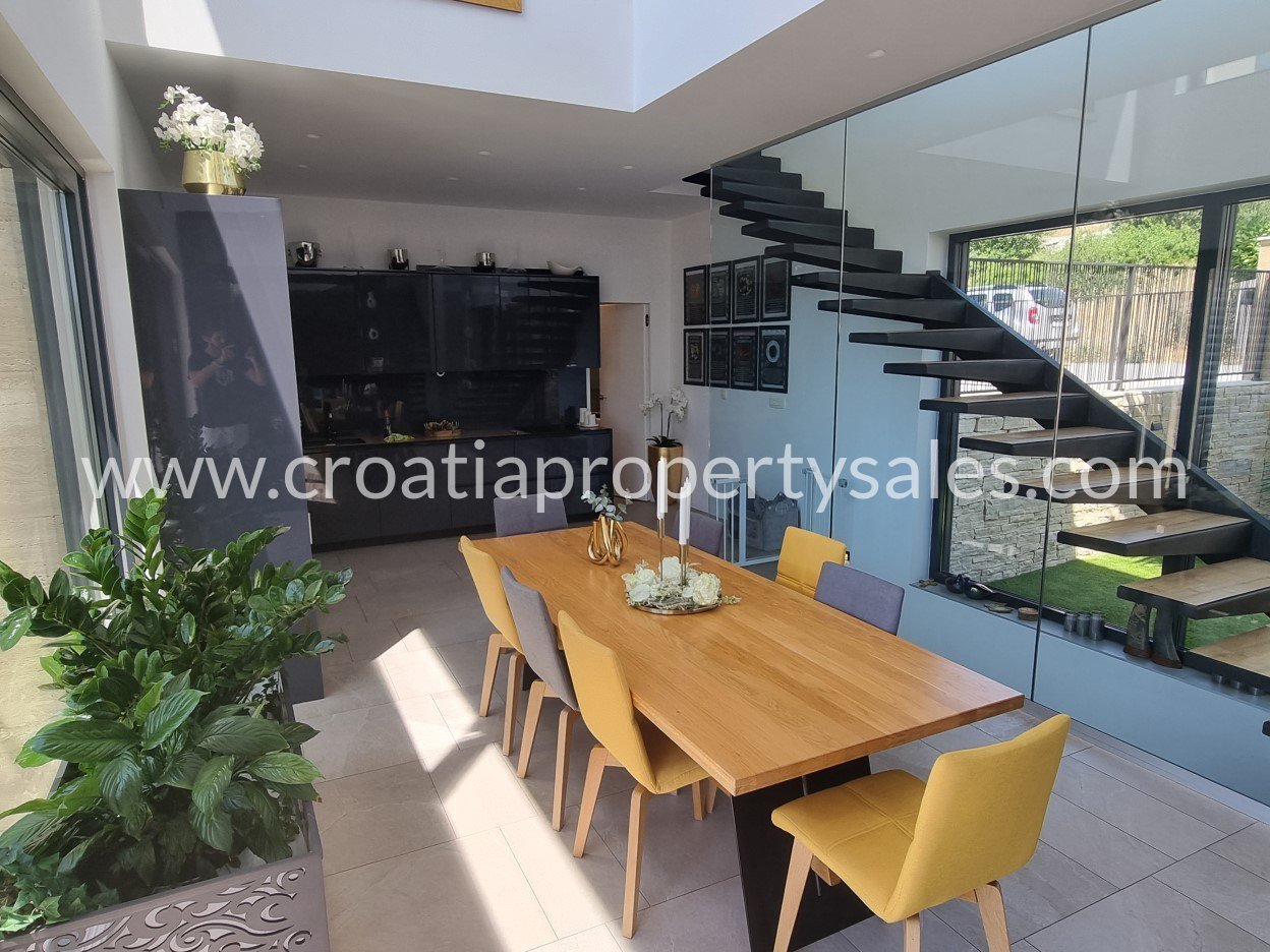 Casa In vendita -  Trogir/Ciovo