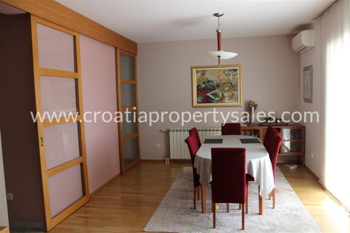 Haus Zu verkaufen - Splitsko-dalmatinska Split - foto 2/10