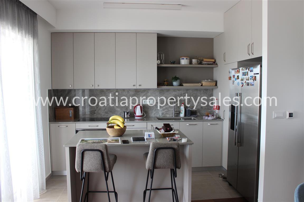 House For sale -  Split
